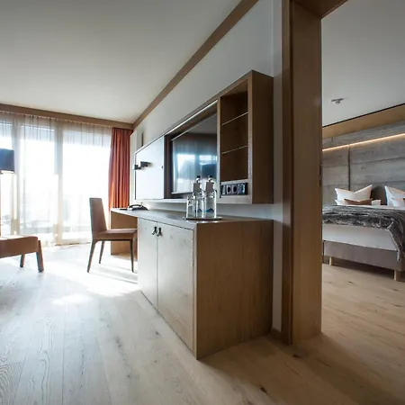 Rosenalp - Gesundheitsresort & 4*