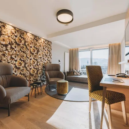 Rosenalp - Gesundheitsresort & Hotel 4*