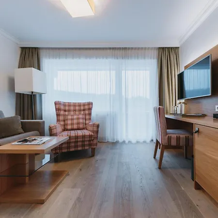 Rosenalp - Gesundheitsresort & Ξενοδοχείο 4*