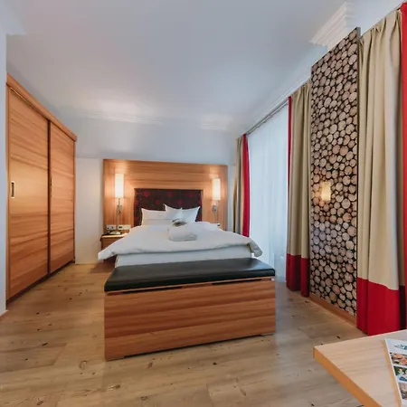 Rosenalp - Gesundheitsresort & Ξενοδοχείο 4*