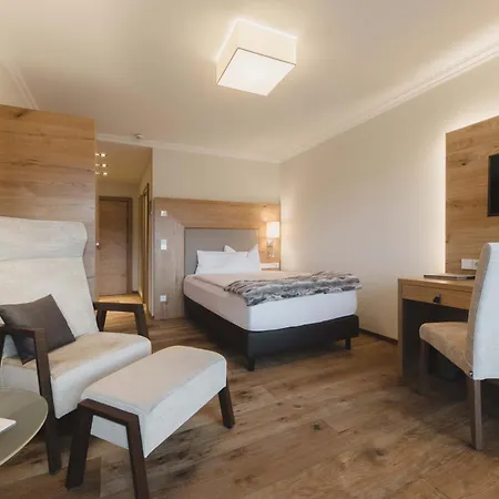 Rosenalp - Gesundheitsresort & Hotel 4*