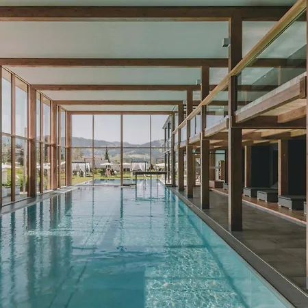 Rosenalp - Gesundheitsresort & Отель 4*