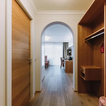 Rosenalp - Gesundheitsresort & 4* اوبرستوفن